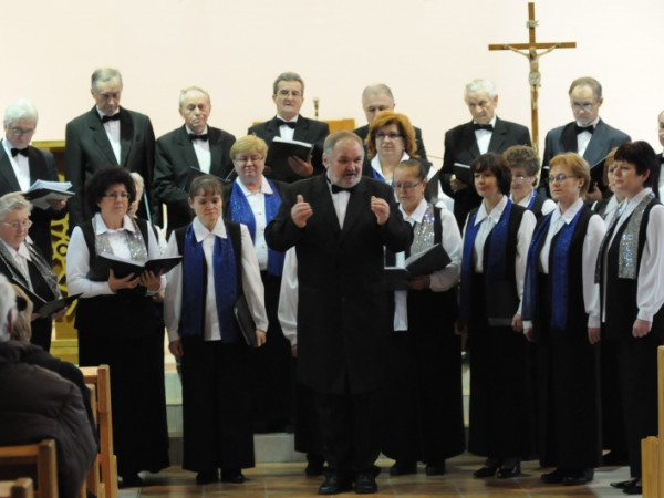 Koncert Miešaného speváckeho zboru Nová Dubnica  - 30. 12. 2012