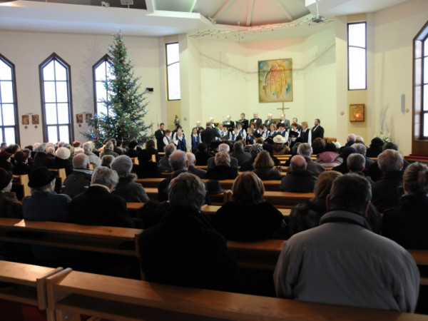 Novoročný koncert Miešaného speváckeho zboru
3. 1. 2010 
